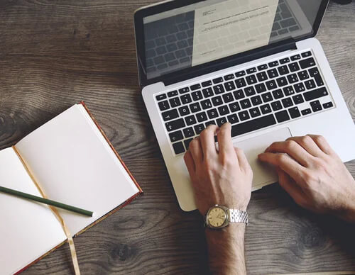 Why Should I have a blog page on my website?? | Byte Designer E-Plug